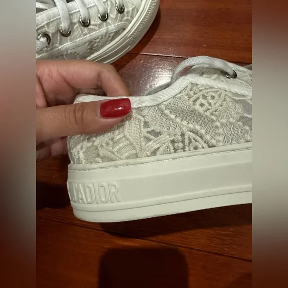 Christian Dior Walk’N’Dior Macrame Ivory Embroidery Sneaker Sz. 36 - Picture 9 of 11